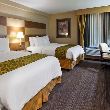 Best Western Queens Court New York Bagian luar foto