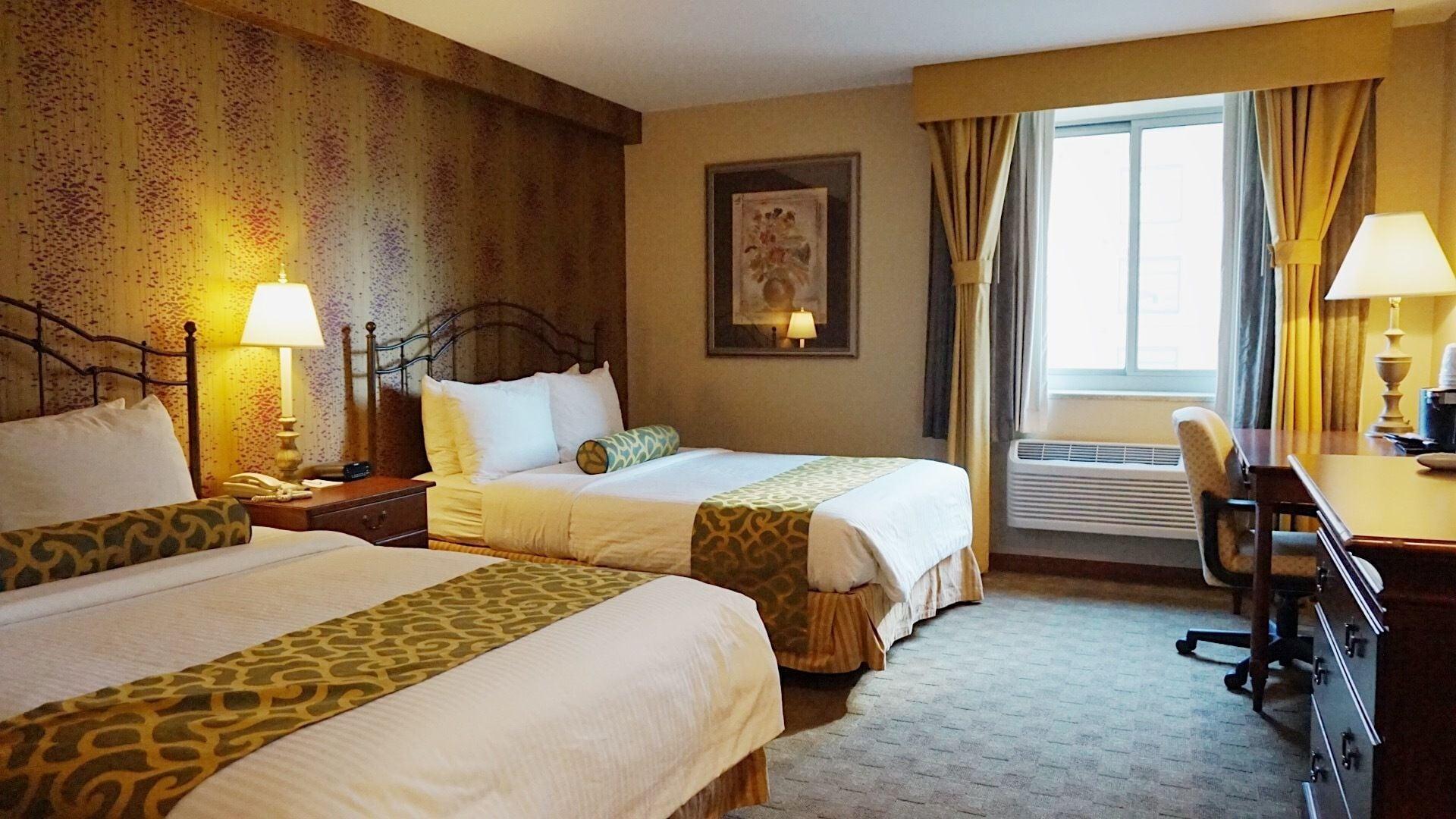 Best Western Queens Court New York Bagian luar foto